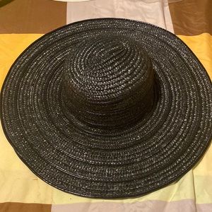 Black basic hat